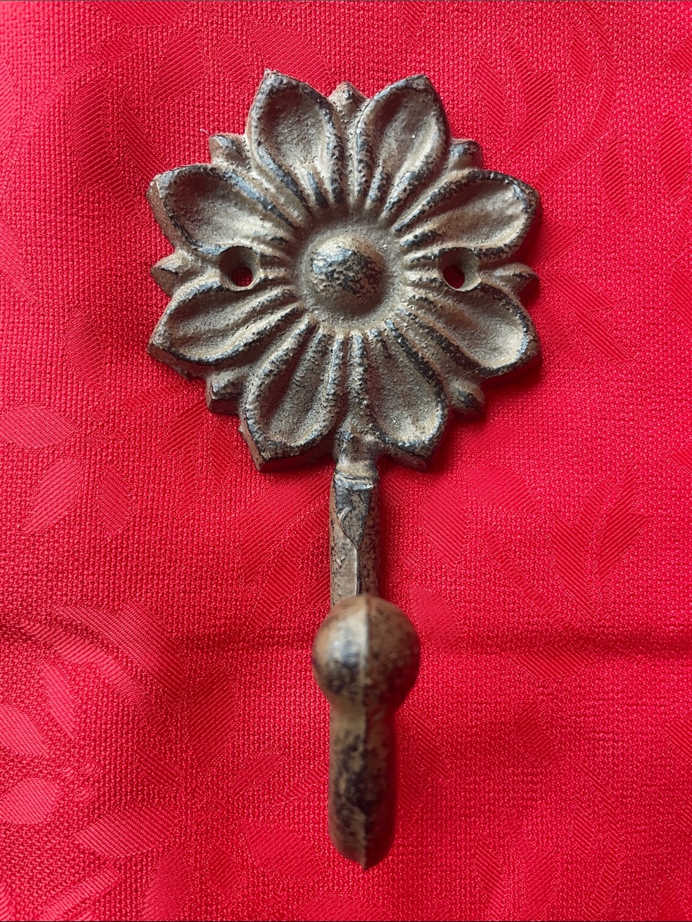 Floral Metal Wall Hook in Antique Gold
